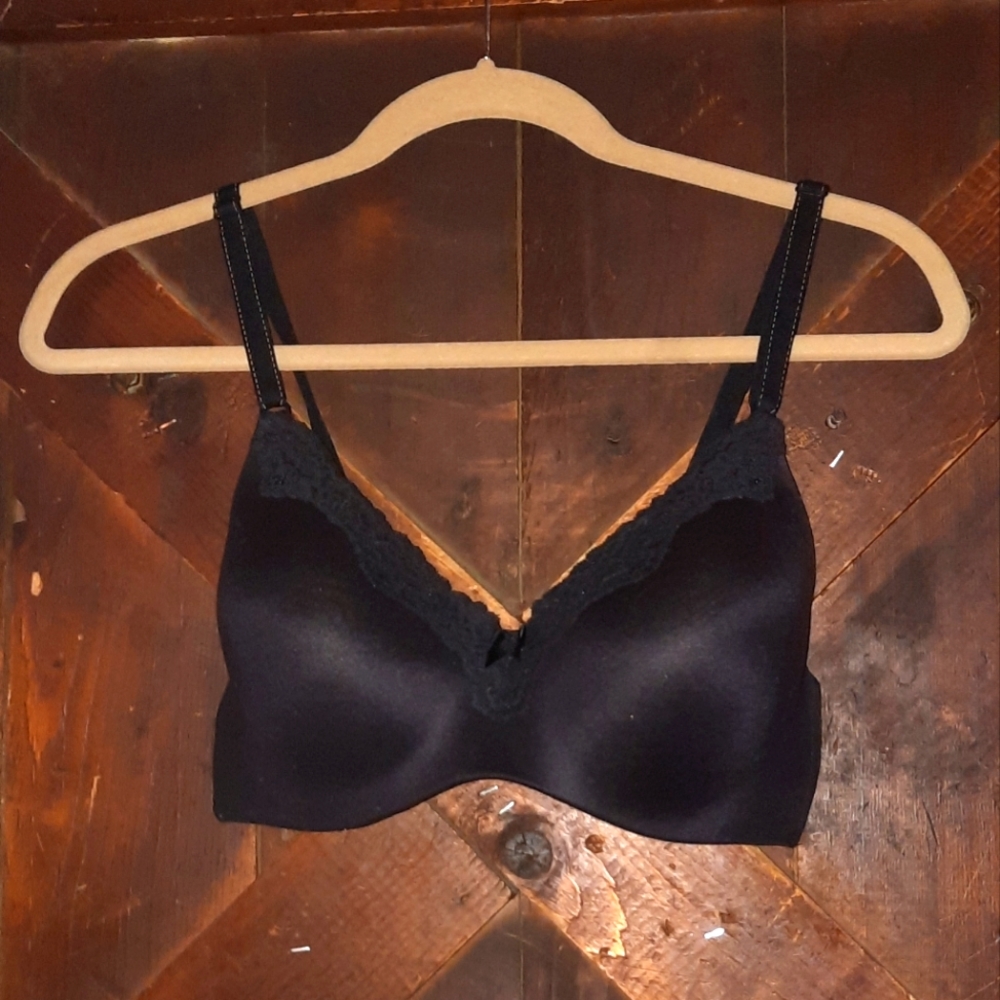 🍀3/15 Maidenform Black No Wire Bra